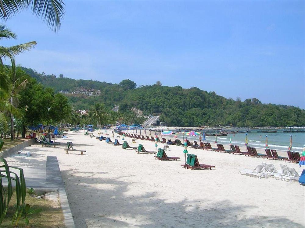 Patong Beach Bed And Breakfast Exterior photo